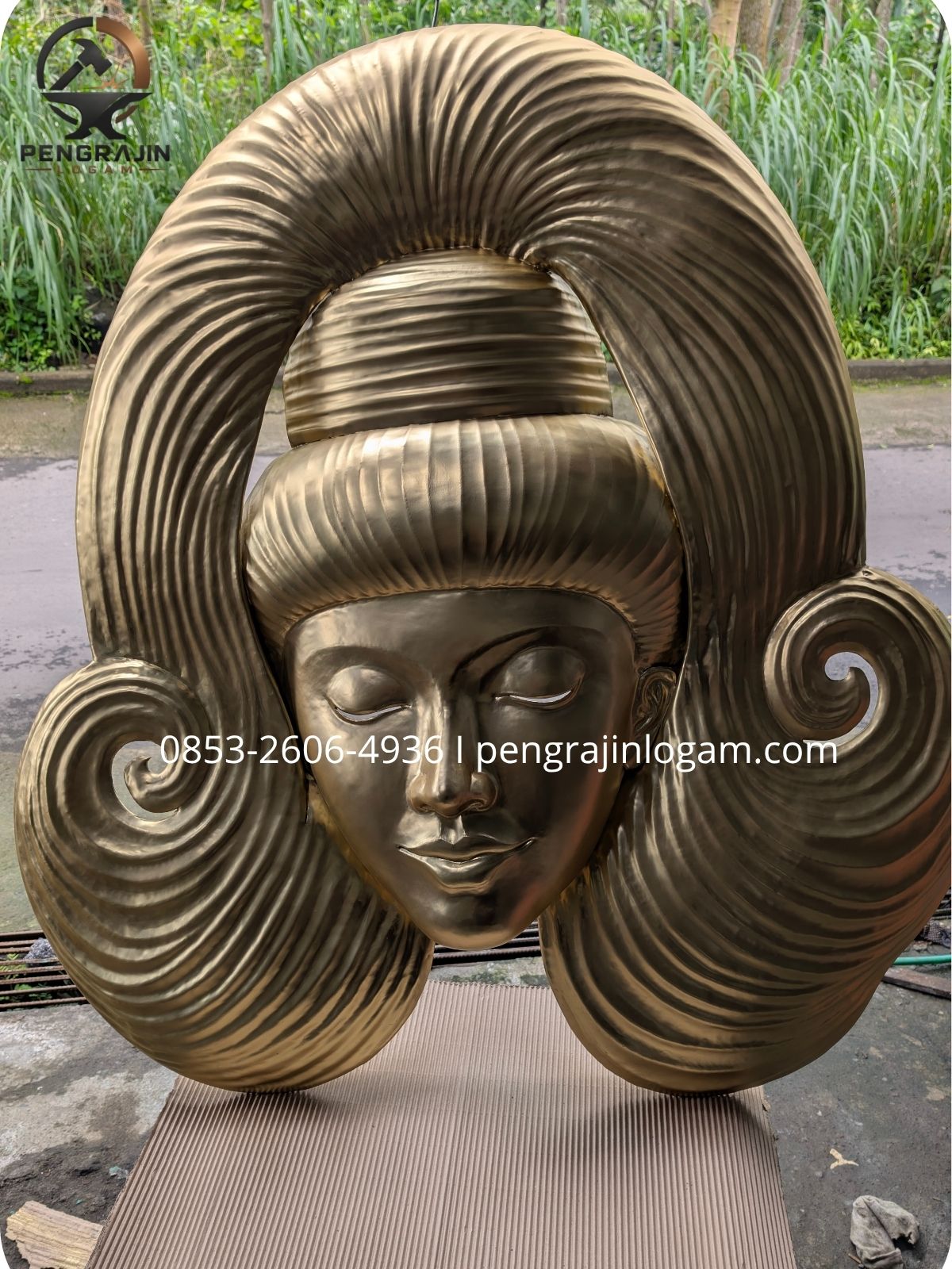 Custom kerajinan relief kuningan Custom kerajinan relief kuningan