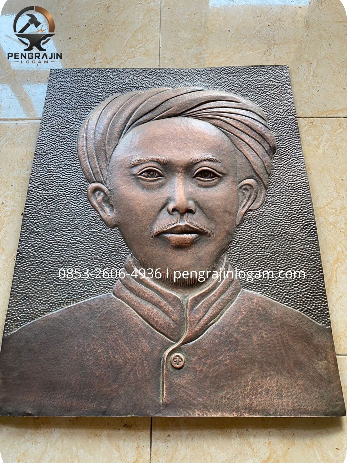 Pengrajin relief Pengrajin relief