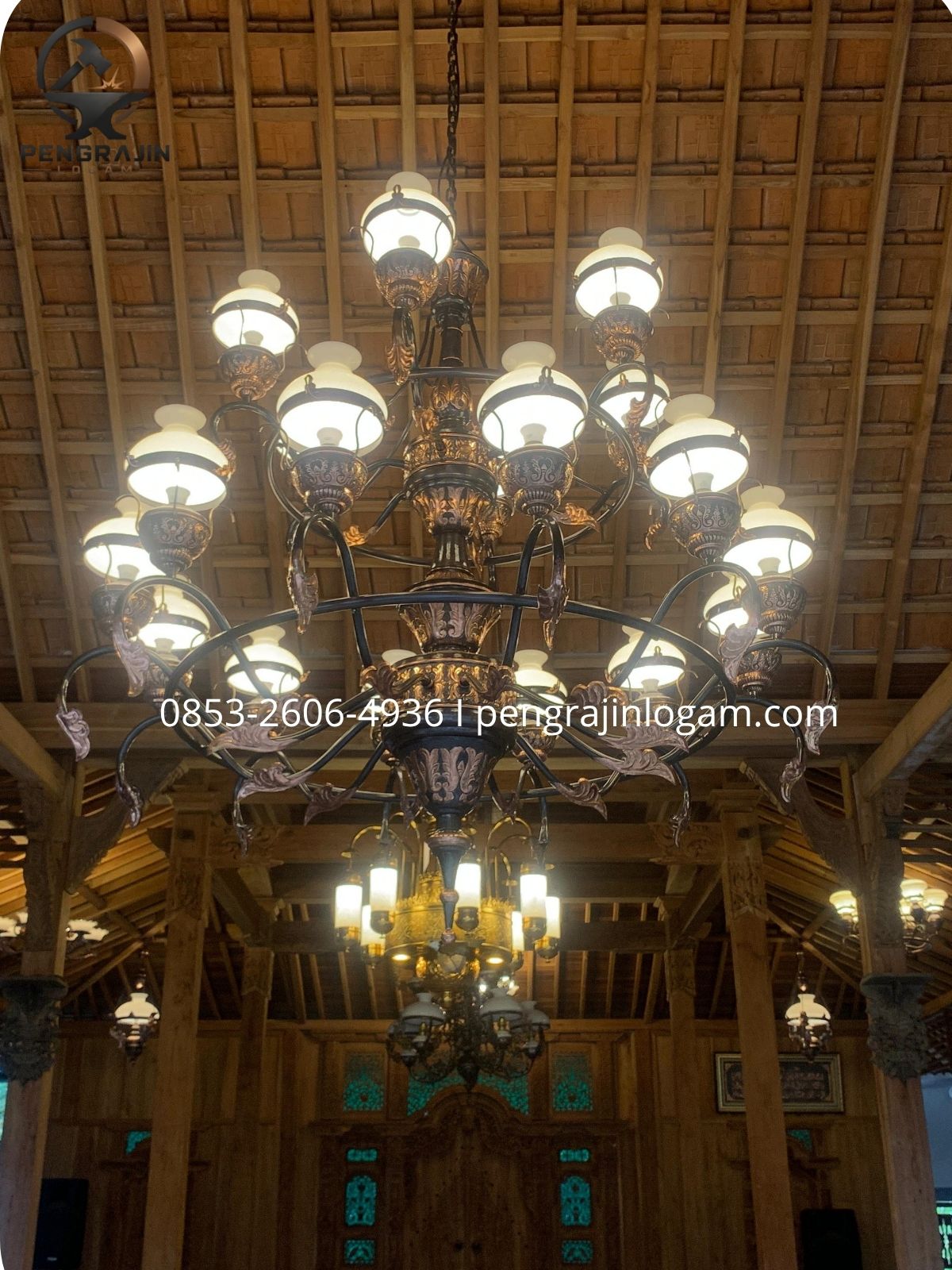Lampu Robyong Joglo