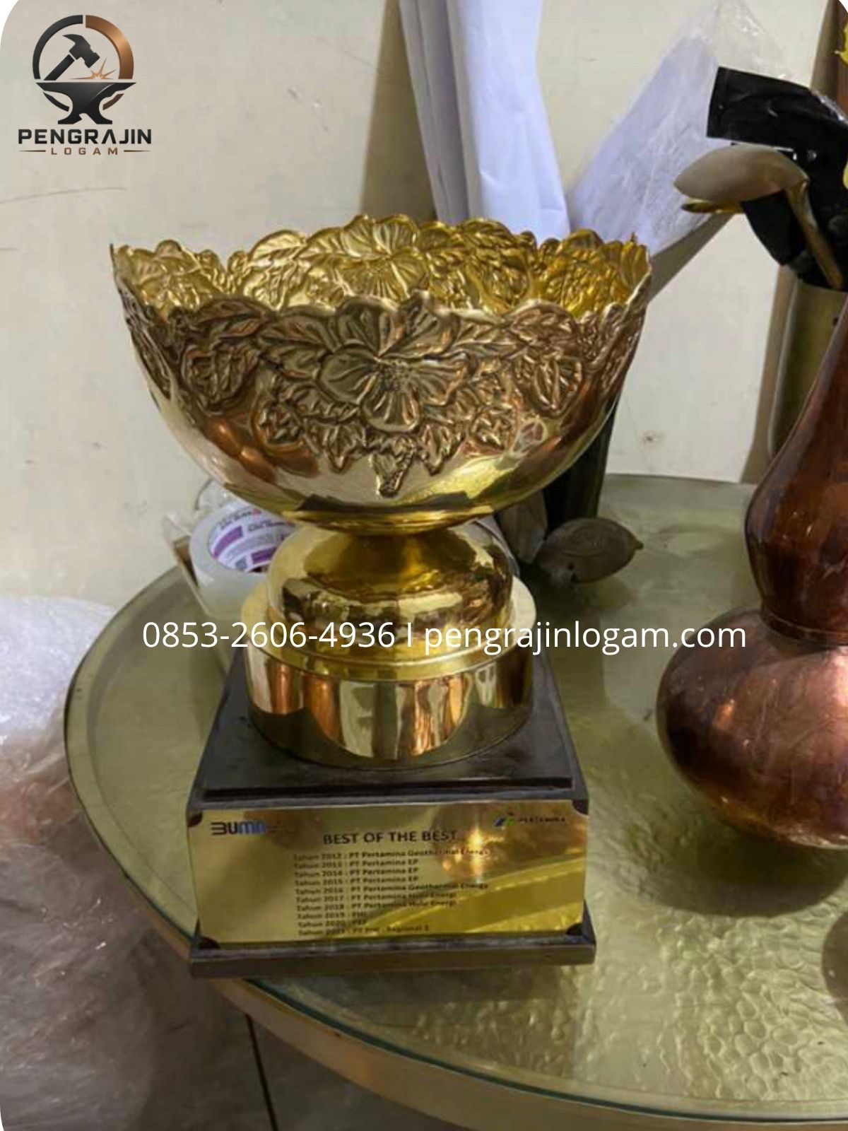 Custom Piala Tembaga Kuningan